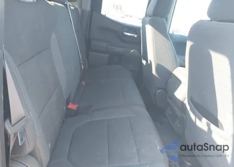 2021 Chevrolet Silverado 1500 4Wd Standard Bed Wt z USA, uszkodzony, nr VIN 1GCRYAEH7MZ426595